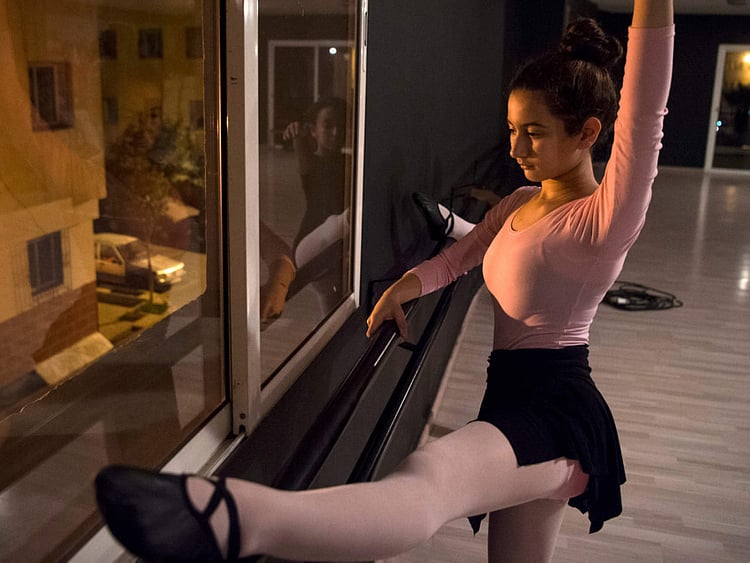 1.2152796-1966250039