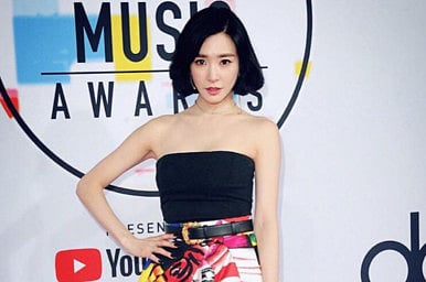 K-Pop Corner: Tiffany Young is first female singer at AMAs