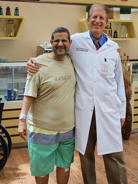 Knee replacements get patient back on his feet