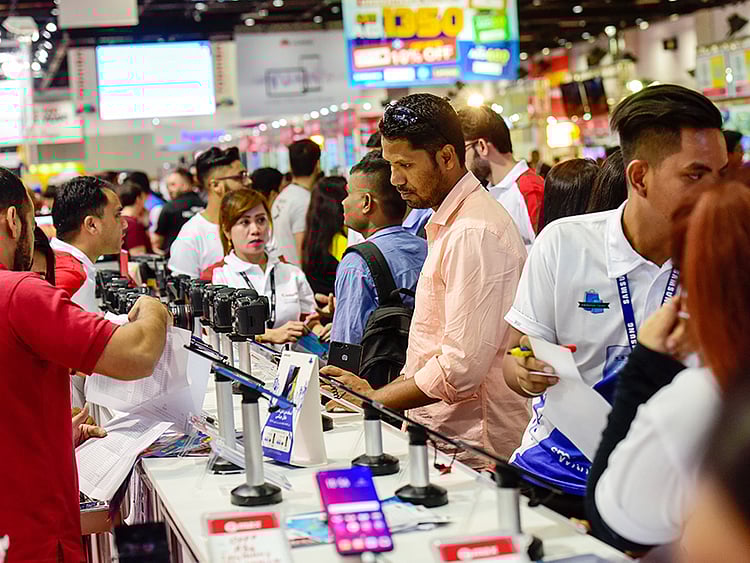 1.2285185-3241546881