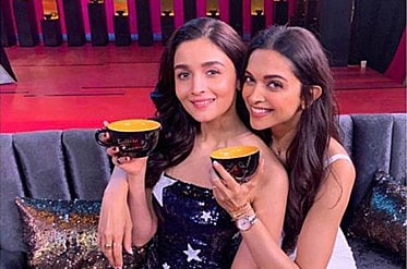 Deepika and Alia discuss Ranbir Kapoor, kind of