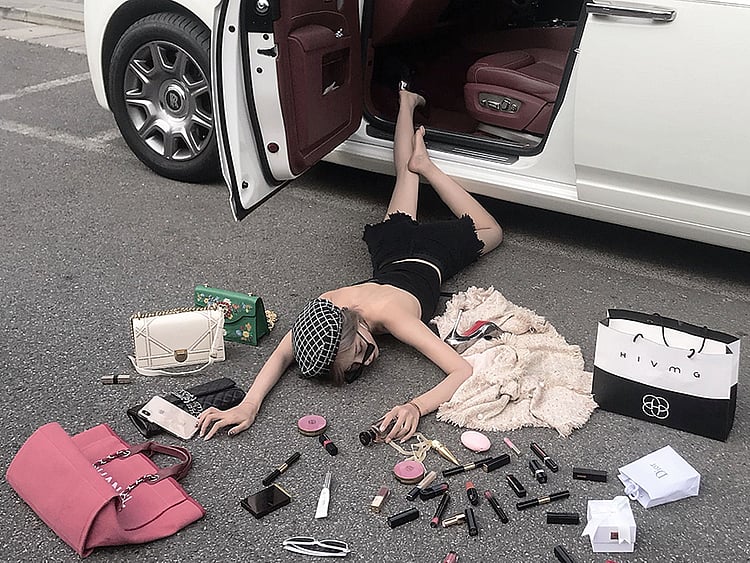 1.2293710-2781479077