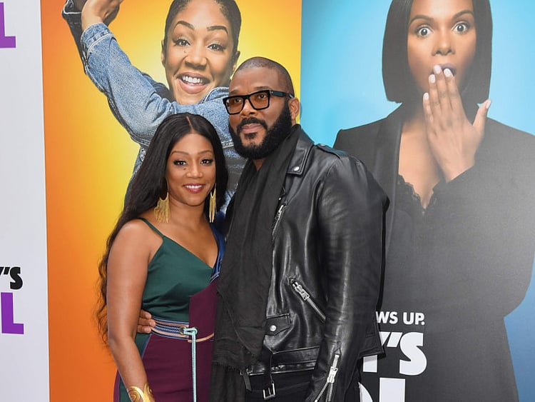 1.2295608-2435749487