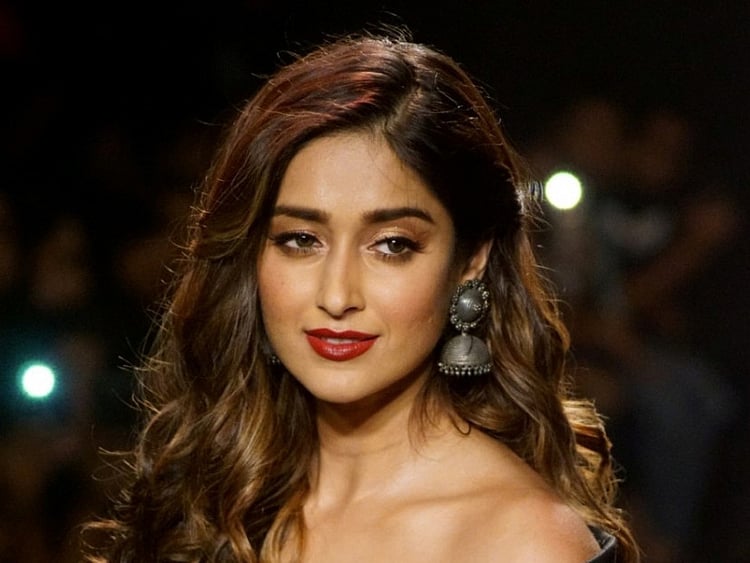 1.2286189-3427152906