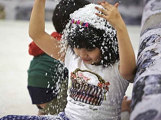 UAE: Teaching winter outdoor safety to kids