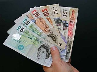 Pound sceptics turn believers
