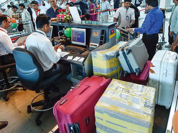 181113 Sharjah International Airport