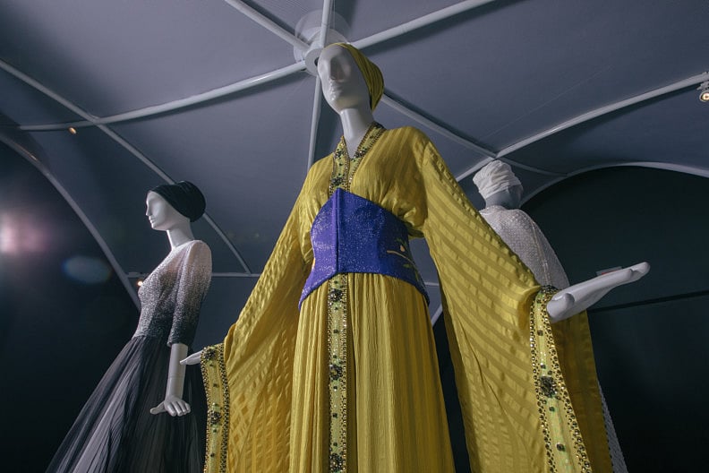 MUSLIM_FASHIONS_EXHIBIT_ADV30_2