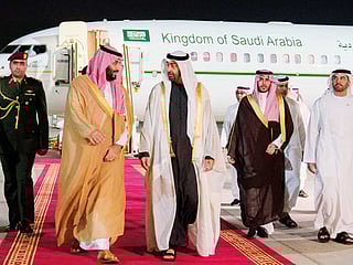 Mohammad Bin Zayed receives visiting Saudi crown prince