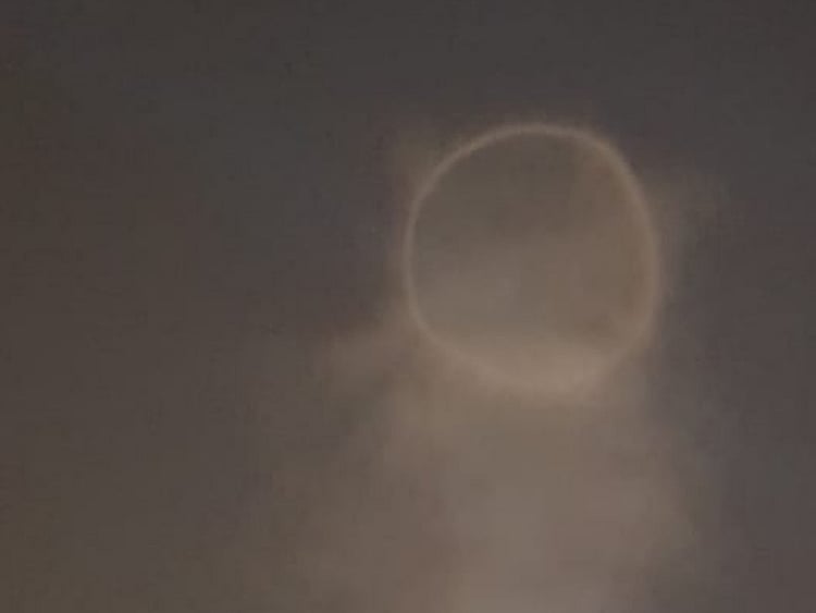 RDS_181122 Dubai woman spots UFO