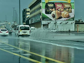 Rainy weather: Private companies in UAE asked to adopt flexible work schedules on Friday, November 17