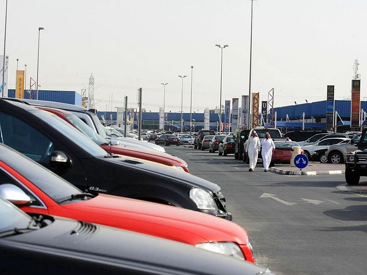 Second hand car market in the UAE