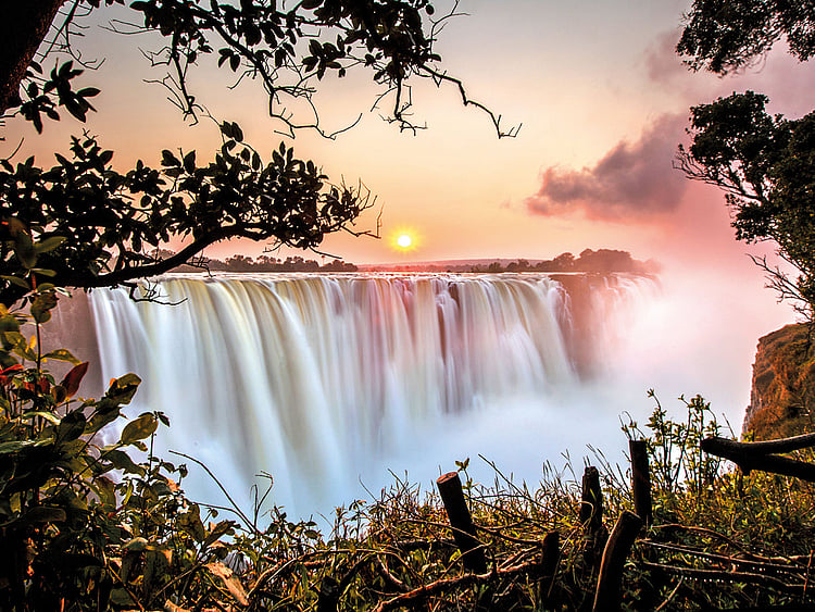 tab--Zimbabwe-Travel--iStock-181926538-(Read-Only)
