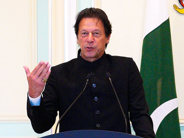 181012 Imran Khan 100