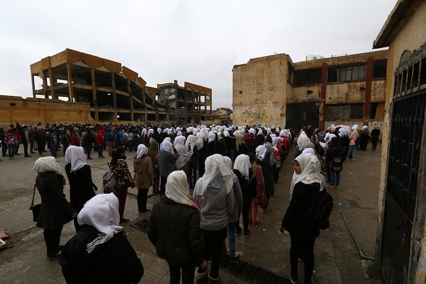 Copy of 2018-11-26T122242Z_302274089_RC1173373000_RTRMADP_3_MIDEAST-CRISIS-SYRIA-RAQQA-EDUCATION