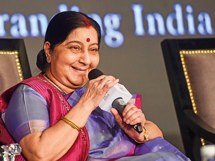 181204 sushma swaraj