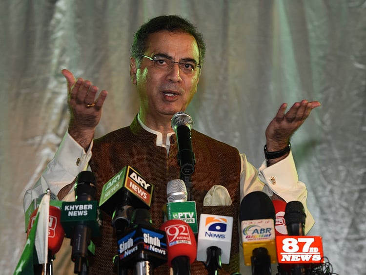 NAT 181205 Asad Qaiser Pakistan2