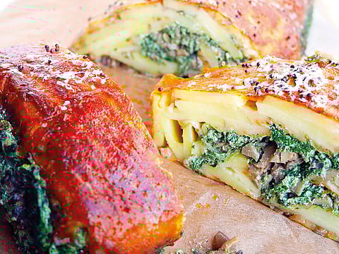 Potato spinach roll