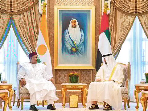 Shaikh Mohammad Bin Zayed and Mahamadou Issoufou during a reception at the Presidential Palace.