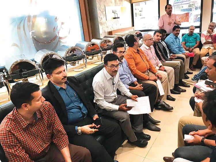 NAT_181213-Al-Manama-Group-_SS7-(Read-Only)