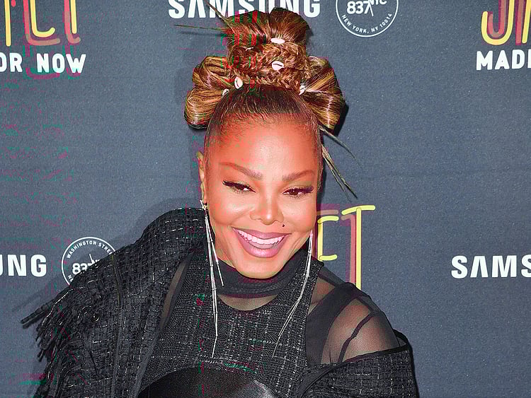 TAB_181215-HOT-JANET-(Read-Only)