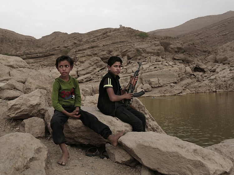 Copy of Yemen_Houthi_Child_Soldiers_15369.jpg-53e9c~1