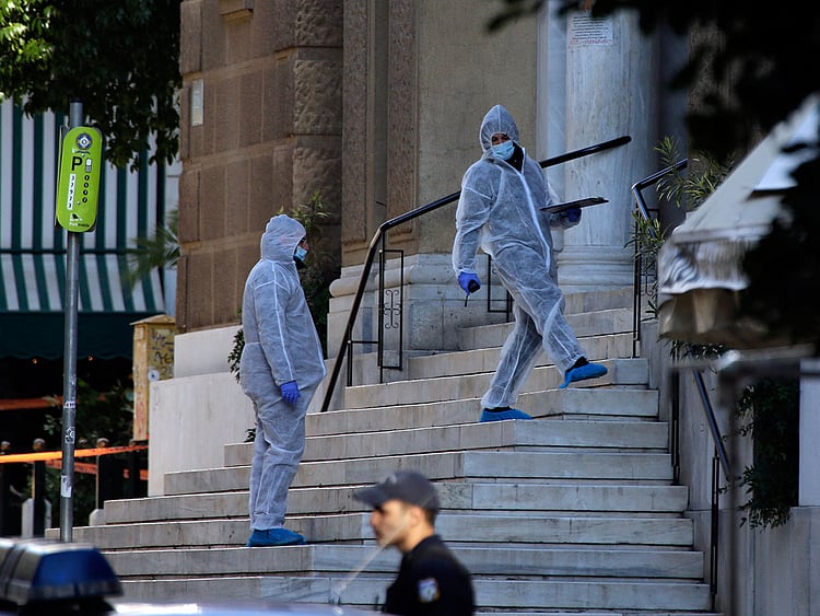 Greek forensic experts