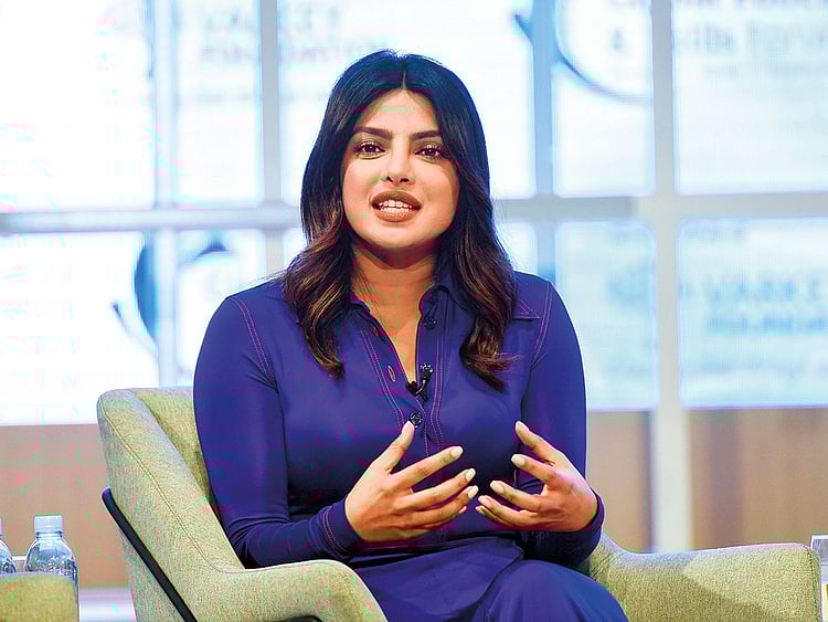 YearEnd_Priyanka-Chopra-Dubai1-(Read-Only)