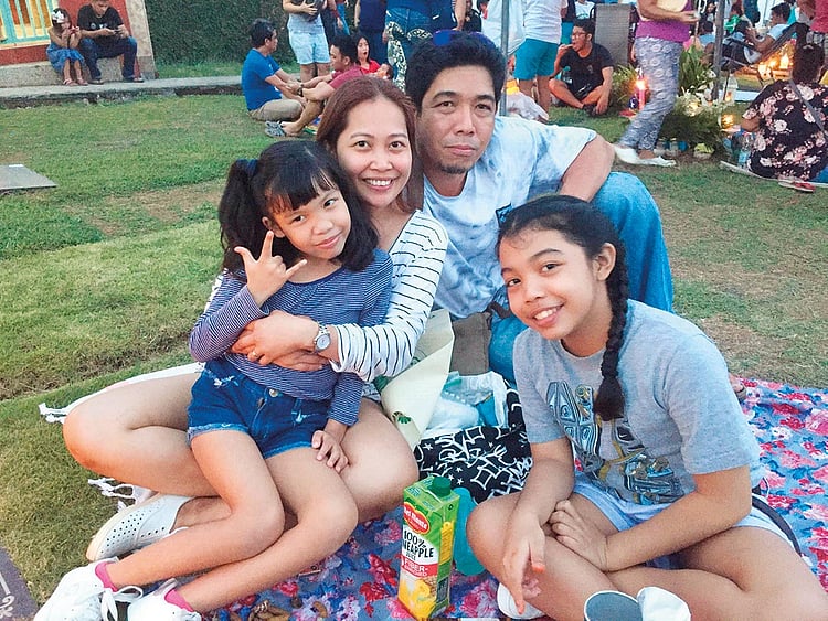 NAT-181224-FAMILY-28-(Read-Only)