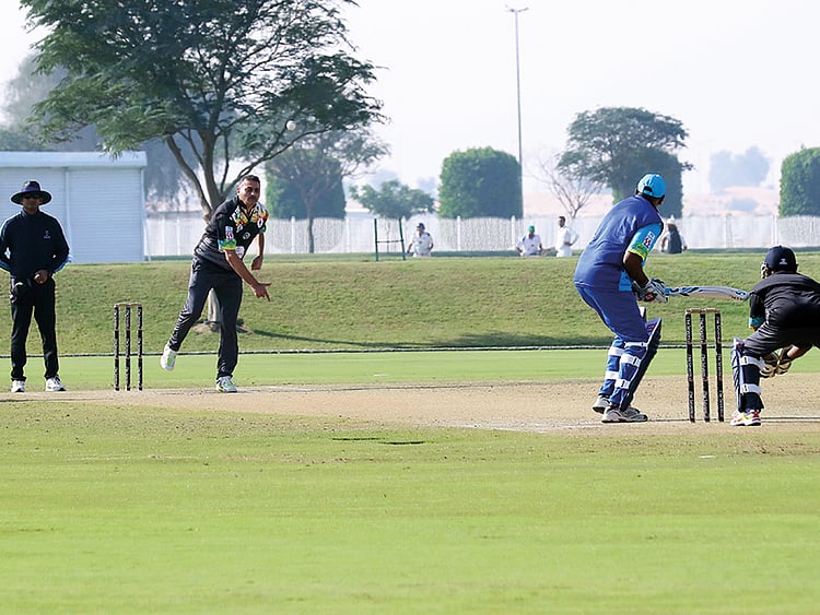 1.2171419-2676023320