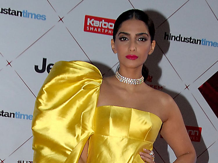 1.2171620-3528831216