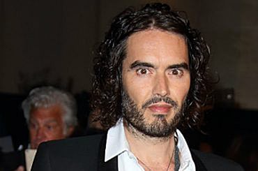 Russell Brand to play assassin in ‘Butterfingers’