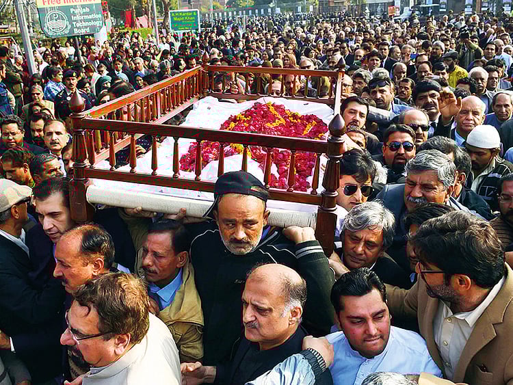 1.2173030-2835215317