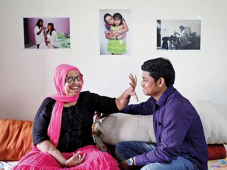 1.2173695-4053169187