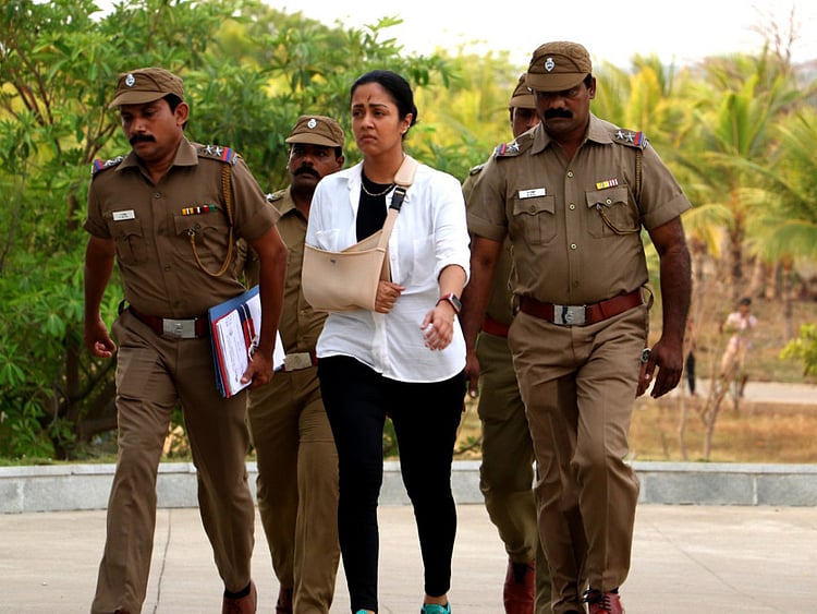 1.2175165-3312594492