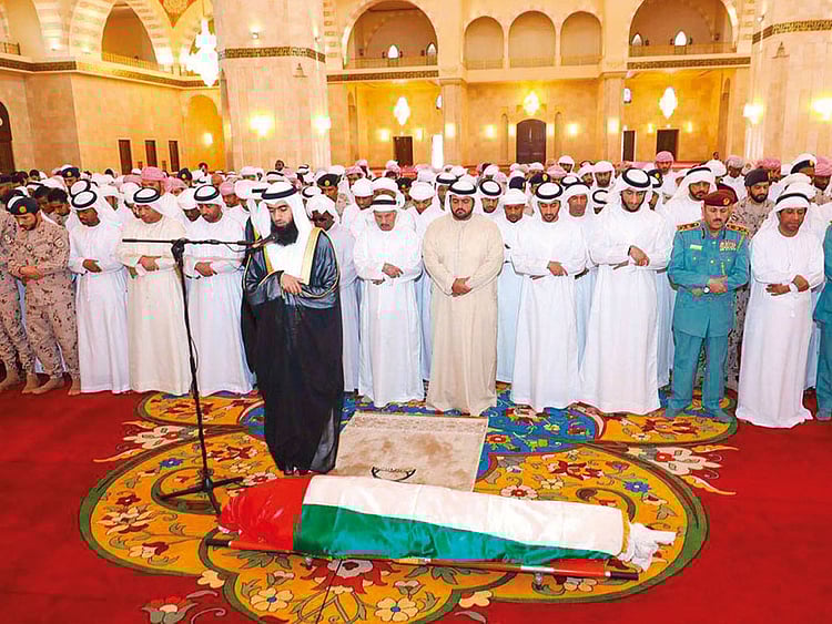 1.2175969-3520141102