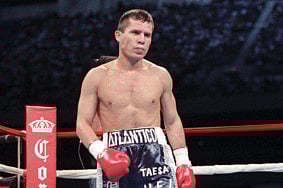 Today in History: February 20,1993 — Mexico’s Chavez retains WBC crown