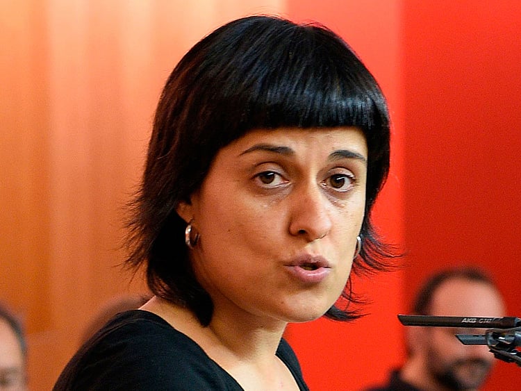 1.2176653-4203268097