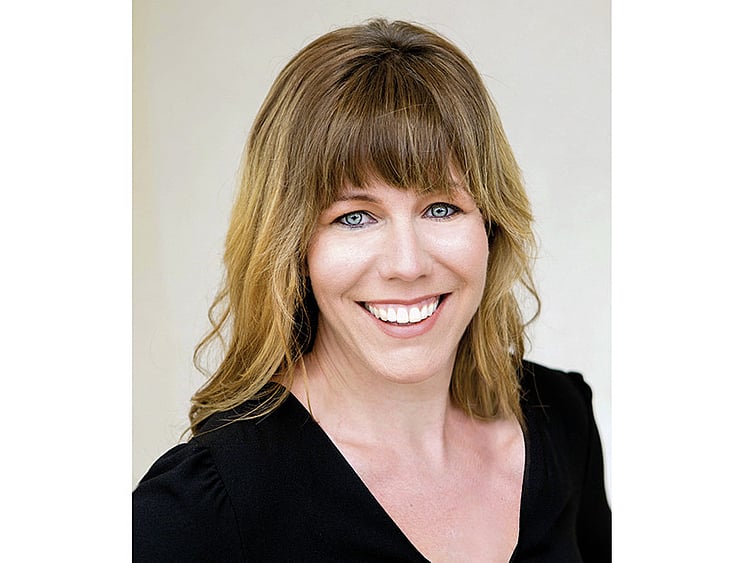 1.2177152-1043418220