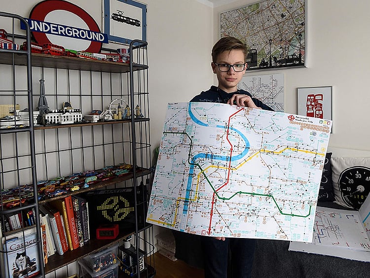 1.2179096-4141175381