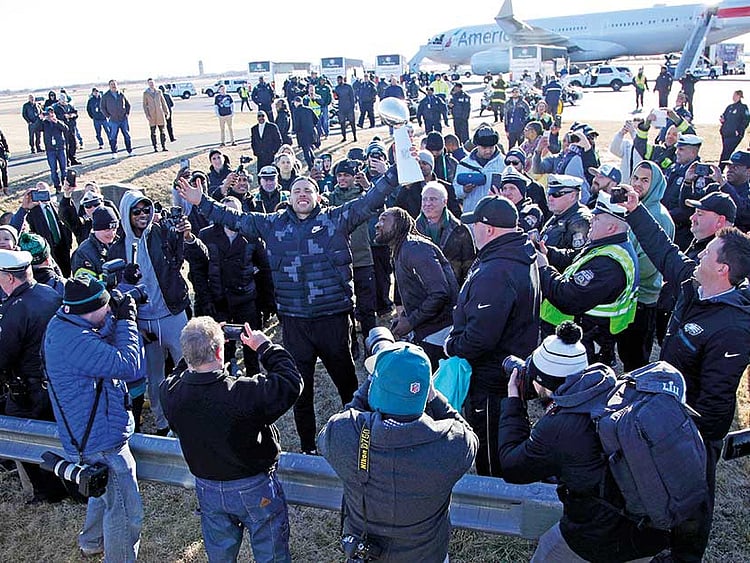 1.2169138-3244231273