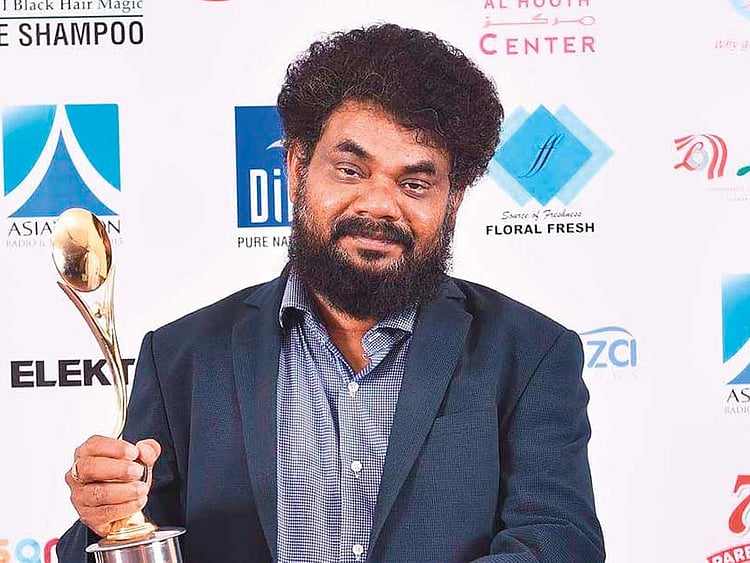 1.2170484-3295452024