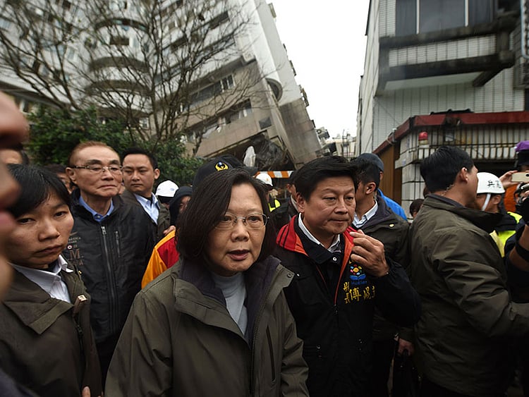 1.2170512-2422599604