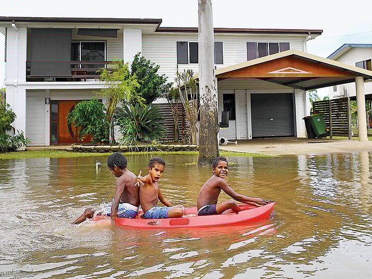 1.2185824-1987228477