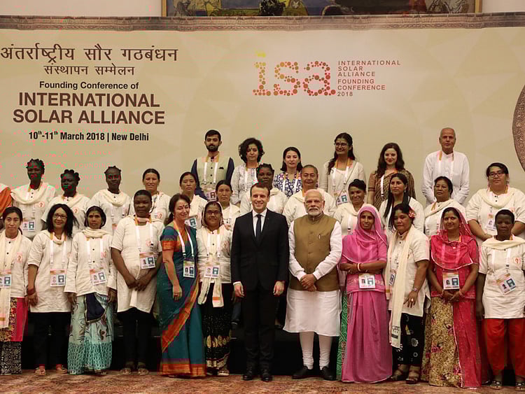 1.2186640-1265421268