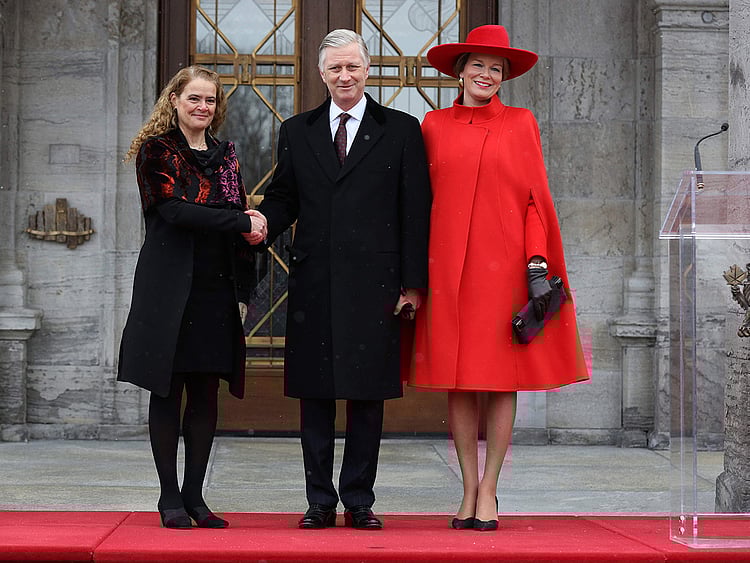 1.2186915-4199224595