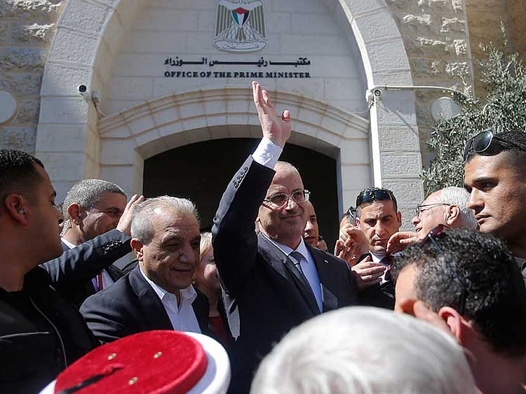 1.2187415-2922848172