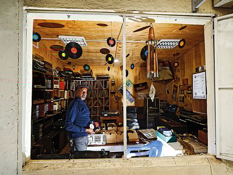 1.2187880-1212310030