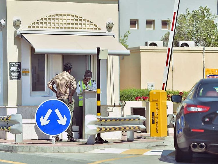 1.2189435-3540086811