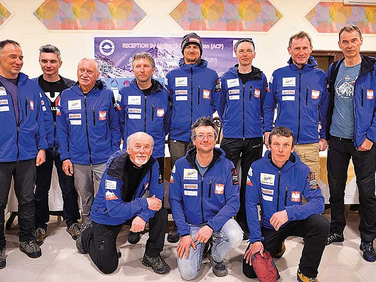 1.2189463-2140717158